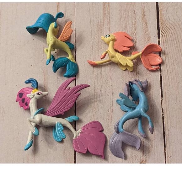 My Little Pony- Salina, Novo, Skystar, and Haven - Picture 5 of 6